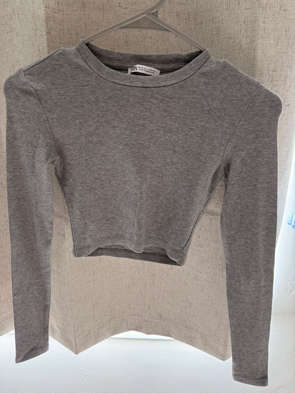 Zara Gray Long-Sleeve Cropped Crewneck Top